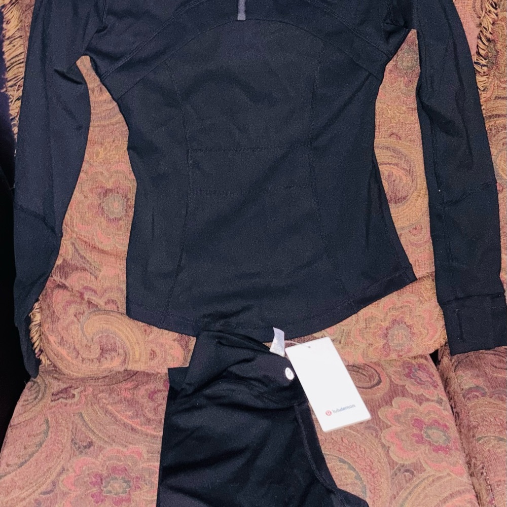 Women's Black Lululemon Active Zip-Up Jacket & Leggings Set - Picture 2 of 2
